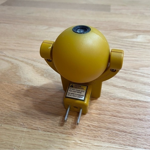 Gingerbread Man Nightlight Christmas Decor Five Nights at Freddy’s - Picture 2 of 4